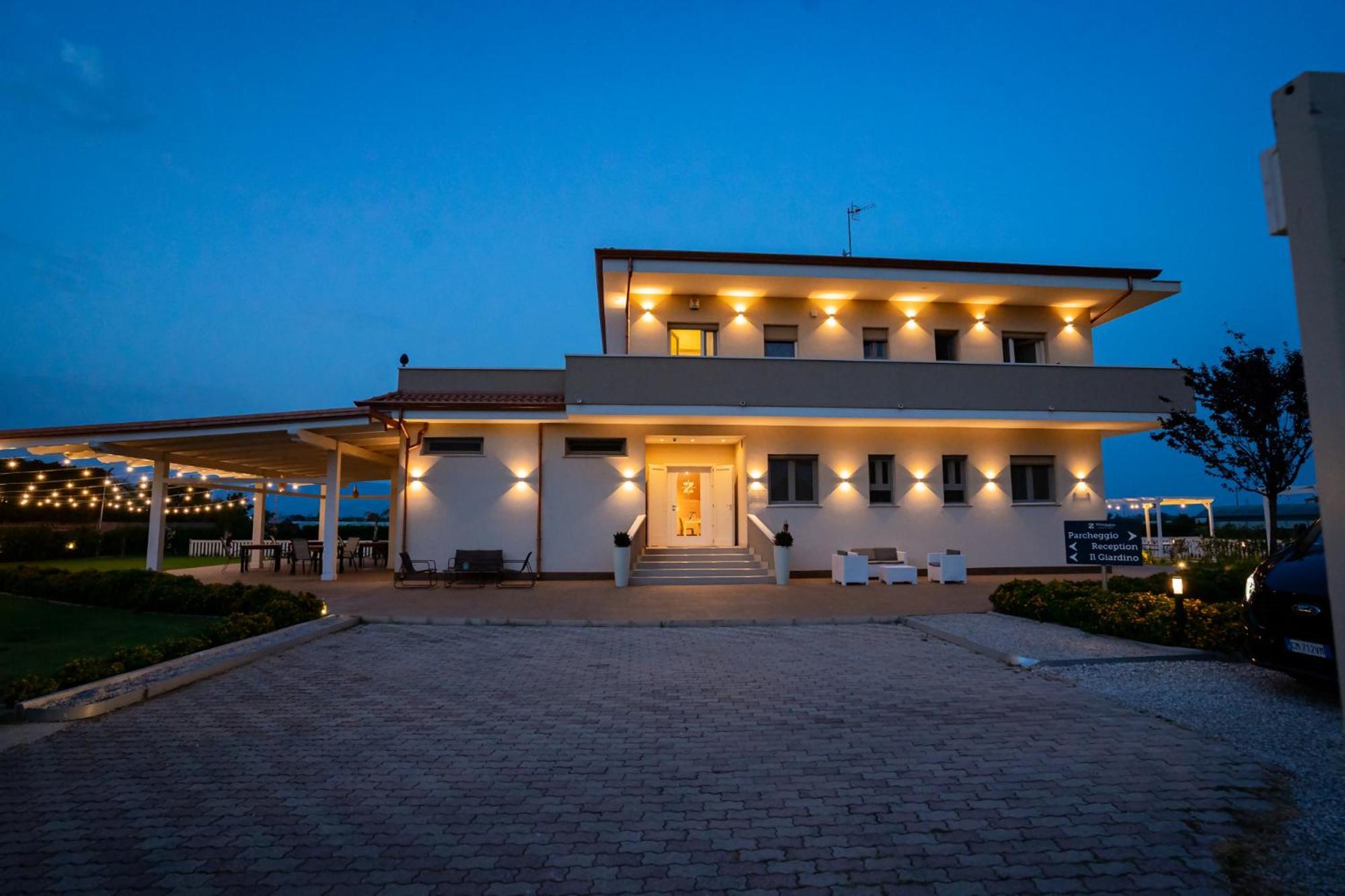 Villa Zefiro Suites & Events Battipaglia Ngoại thất bức ảnh
